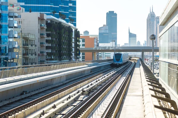 Dubai metro railway — Stockfoto