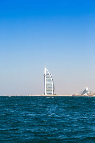 Burj Al Arab and Jumeirah Beach — Stock Photo, Image