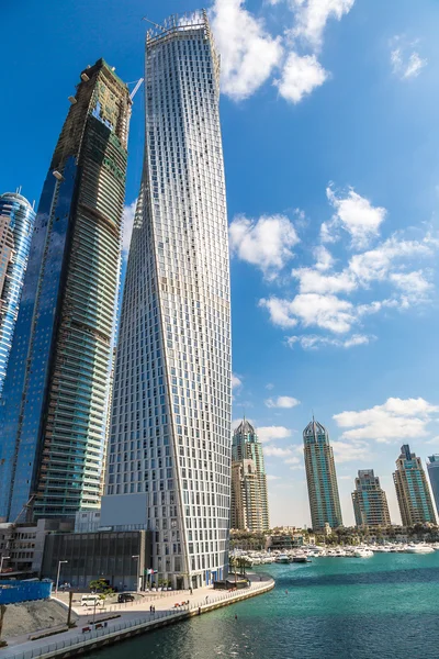 Dubai Marina v letním dni — Stock fotografie