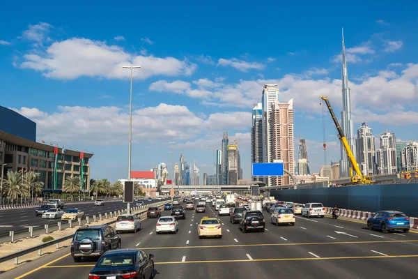 Autostrada moderna a Dubai — Foto Stock