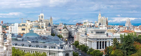 Plaza de cibeles in madrid, spanien — Stockfoto