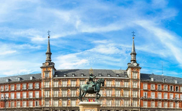 Statue of Philip III at Mayor plaza in Madrid — Stock Photo, Image