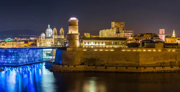 De la Saint Jean hrad a katedrála Major v Marseille — Stock fotografie