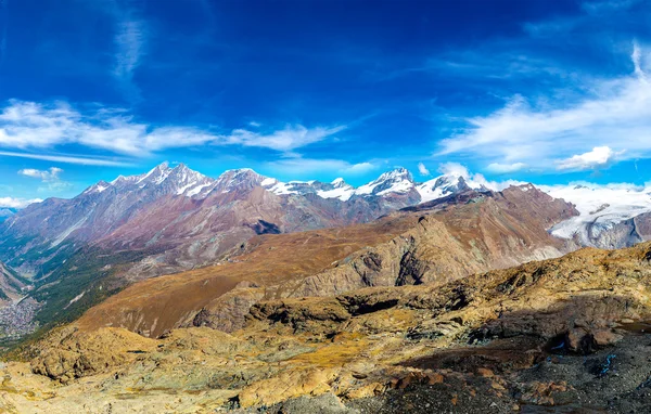 Paisaje montañoso de los Alpes —  Fotos de Stock