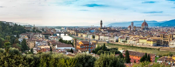 Панорамний вид на Флоренцію — стокове фото