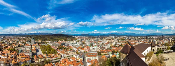 Liubliana en Eslovenia en un día de verano — Foto de Stock