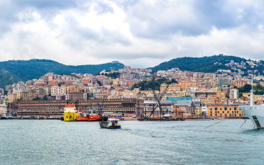 Cenova bir yaz günü, İtalya