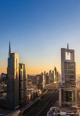 Downtown Dubai bir yaz gününde