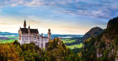 Almanya 'daki Neuschwanstein kalesi
