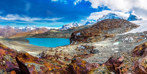 Alpes paisagem montanhosa na Suíça — Fotografia de Stock