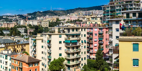 Genua an einem Sommertag, Italien — Stockfoto