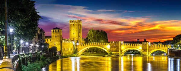 在维罗纳，意大利城堡 Vecchio — 图库照片