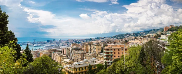 Génova en un día de verano, Italia — Foto de Stock