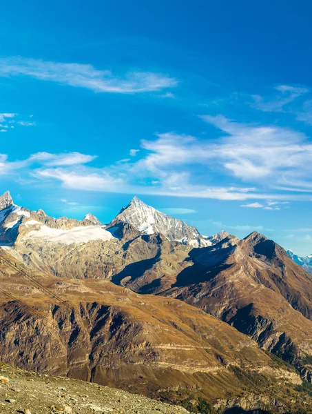 Горный ландшафт Швейцарии — стоковое фото