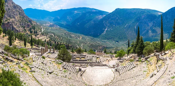Delphi antik tiyatro