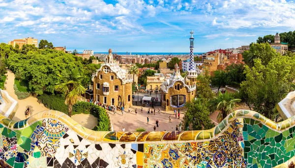 Park Guell em Barcelona, Espanha — Fotografia de Stock