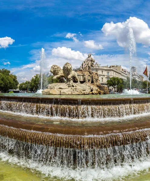 Cibeles fountain in Madrid — Stock Photo, Image