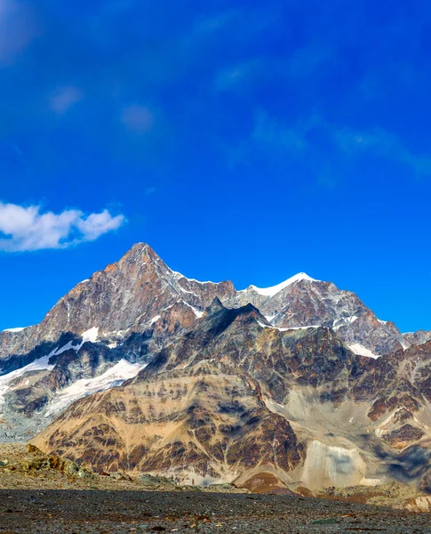 Berglandschap van de Alpen in Zwitserland — Stockfoto