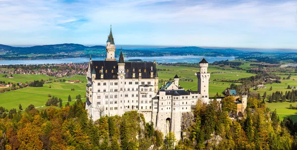 Zamek Neuschwanstein w Niemczech — Zdjęcie stockowe