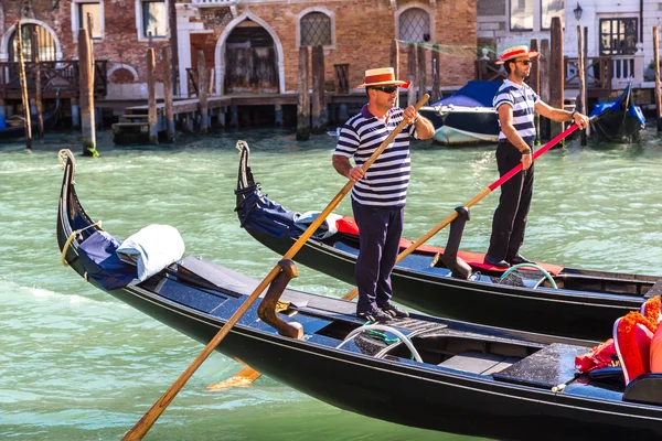 Γόνδολες στο Canal Grande — Φωτογραφία Αρχείου