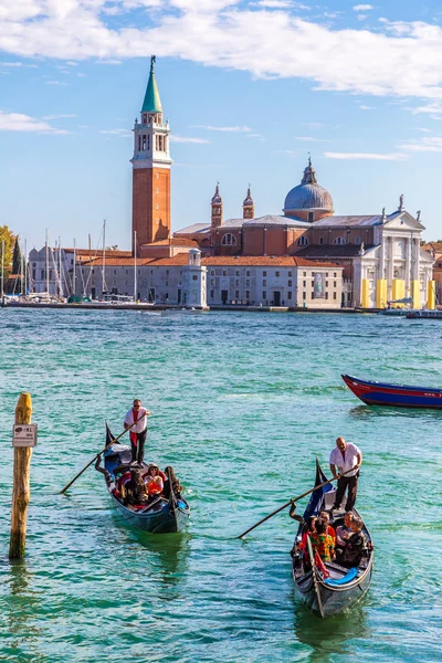 Góndolas en Canal Grande —  Fotos de Stock