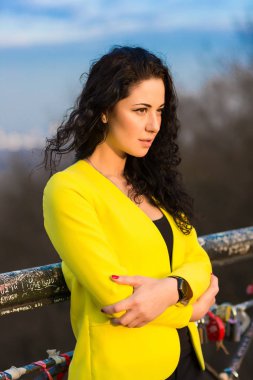 Genç güzel kadın.