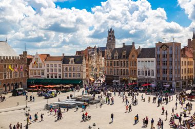 Bruges Pazar Meydanı