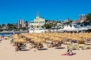 Estoril genel Plajda şemsiye