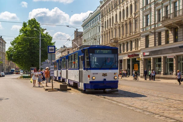 Modern spårvagn i Riga — Stockfoto