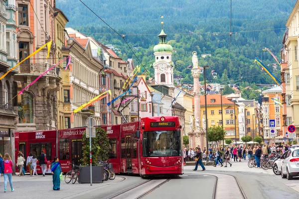 Trem da cidade em Innsbruck — Fotografia de Stock