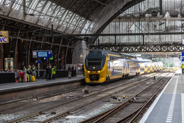 アムステルダムの中央駅 — ストック写真