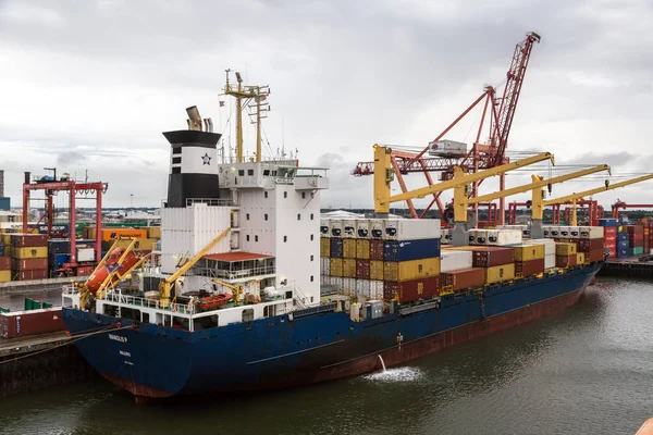 Port of Dublinin, Ireland — Stock Photo, Image