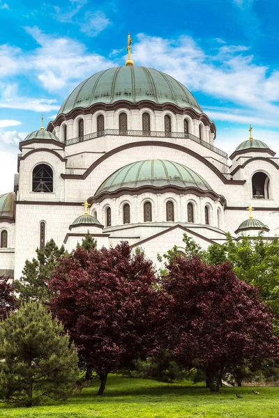 Iglesia ortodoxa de San Sava en Belgrado, Serbia — Foto de Stock