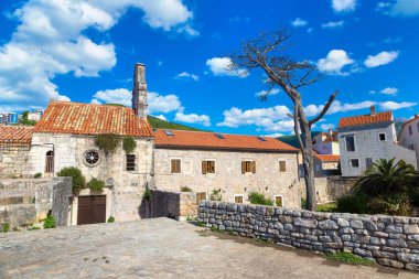 Budva'nın tarihi kent Kalesi