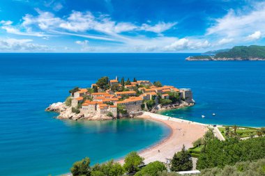 Budva'nın Sveti Stefan Adası