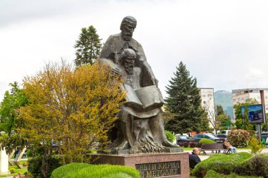 Azizlerin heykelleri Cyril ve Methodius