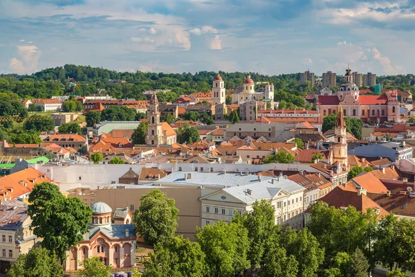 Vilnius paesaggio urbano in bella giornata — Foto Stock