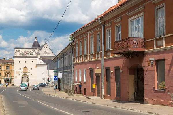 Ворота рассвета в Вильнюсе — стоковое фото