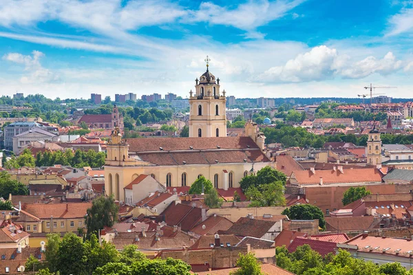 Vilnius cityscape na Lituânia — Fotografia de Stock
