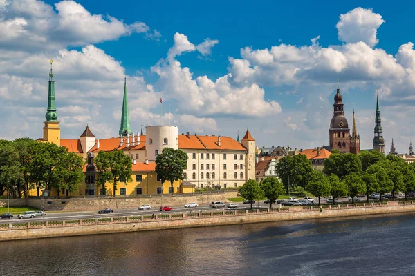 Riga-szép nyári nap — Stock Fotó