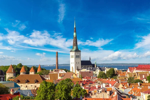 Tallinn gyönyörű nap — Stock Fotó