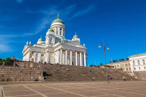 Kathedrale von Helsinki im Sommer — Stockfoto