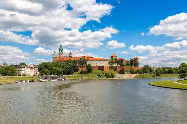 Королевский замок Вавель в Кракове — стоковое фото