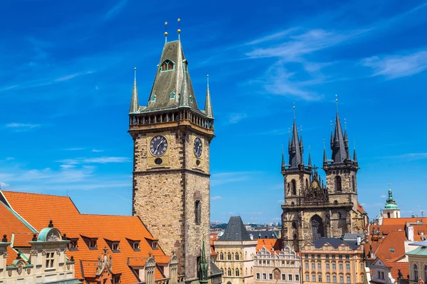 Katedra w historycznej części miasta Zurych — Zdjęcie stockowe