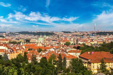 Prag'ın güzel manzarasını