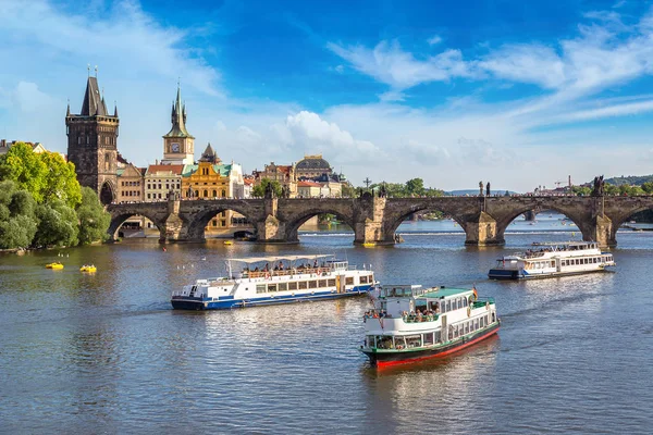 Panoramiczny widok z Pragi — Zdjęcie stockowe