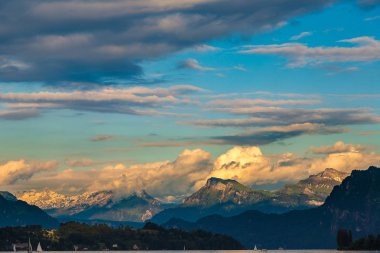 Alpler'in panoramik manzaralı