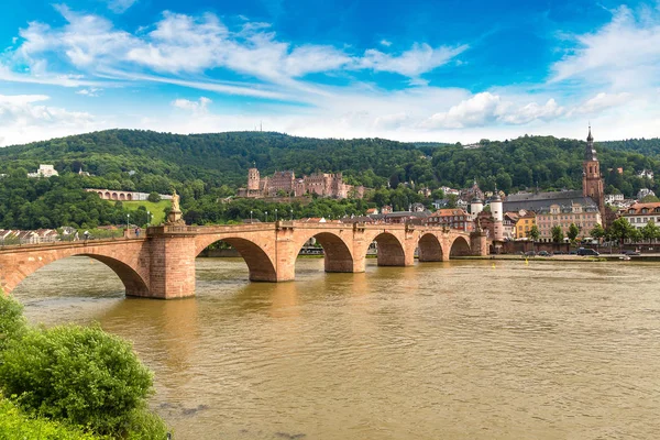 Most v Heidelbergu v létě — Stock fotografie