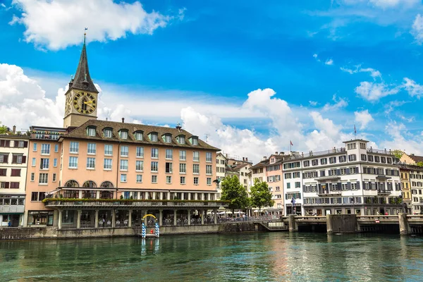 Betrügerische Domplatte — Stockfoto