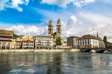 Grossmunster kilisede yaz